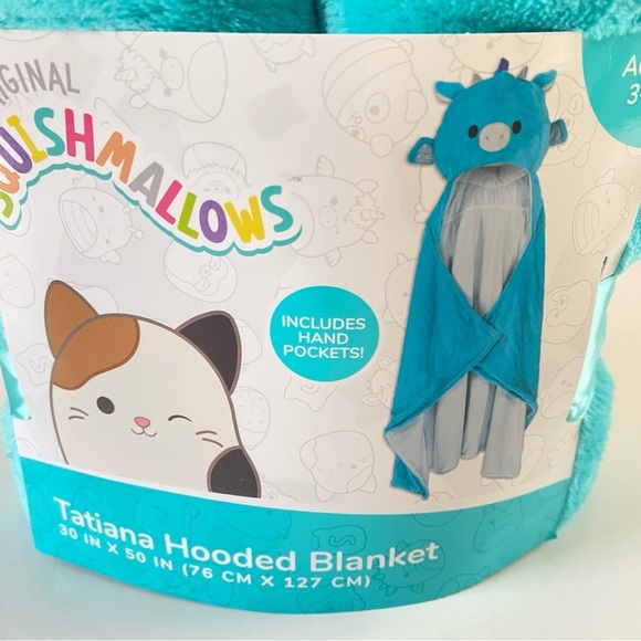 Tatiana Dragon Squishmallows Hooded Throw - Picture 3 of 10